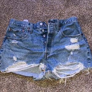 Levi’s jean shorts